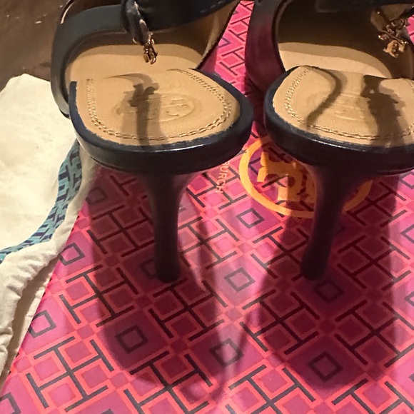 Tory Burch Penelope Slingback -NIB-3” Heel Navy Cap Toe Heels-Made in Italy - Picture 13 of 14